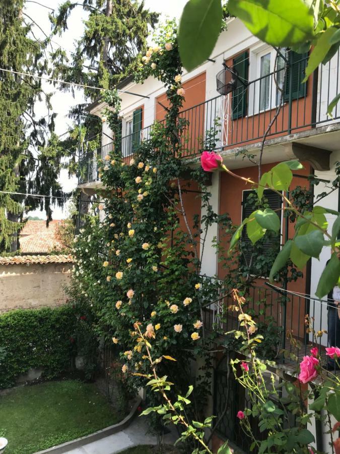 Bed & Roses “Gege” Apartment La Morra Exterior photo